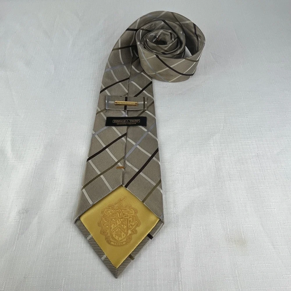 Donald J. Trump Silk Tie Mens One Size Champagne Gold Plaid Signature Collection